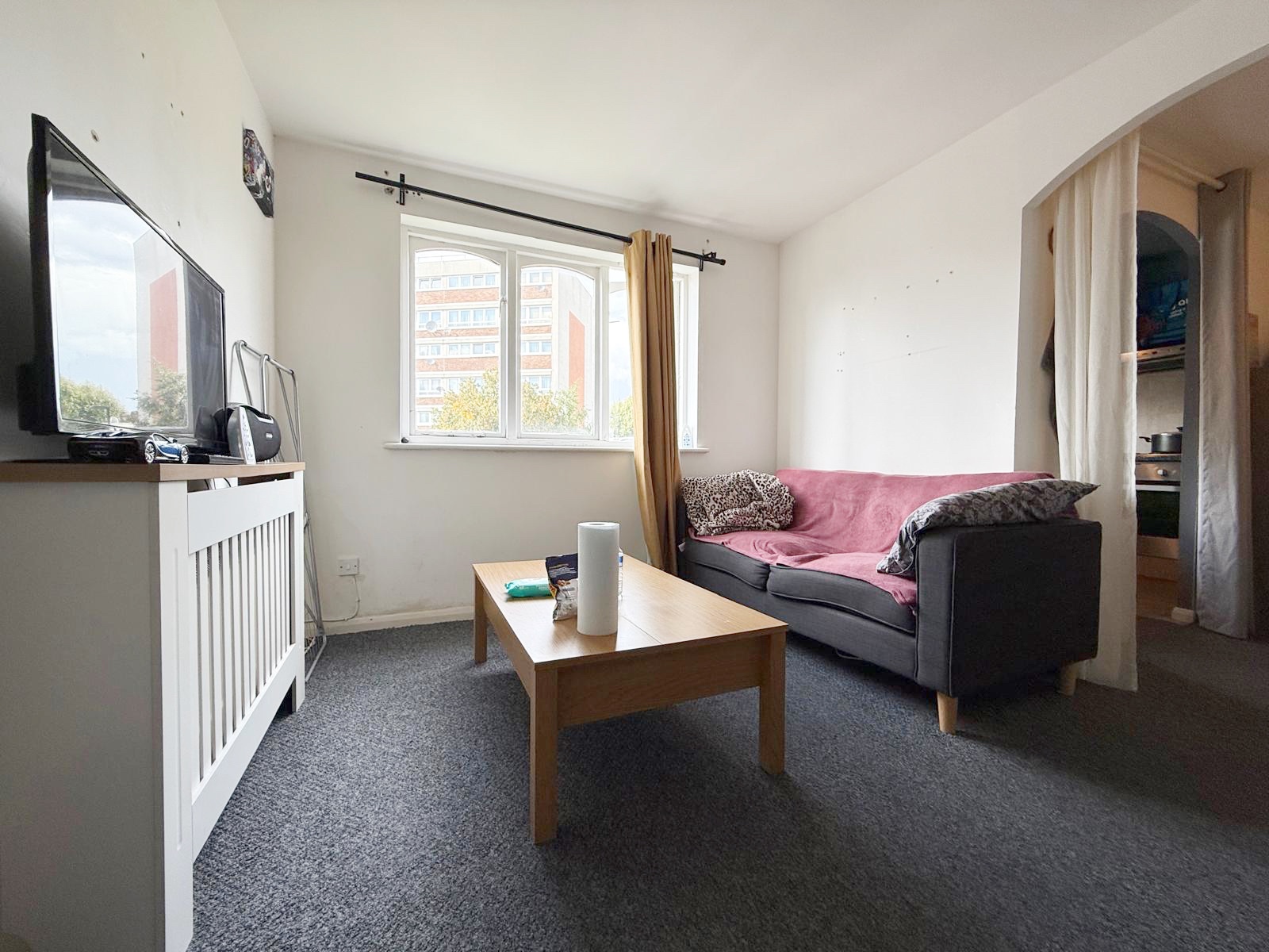 Spacious Studio Flat in Canada Water / Surrey Quays
